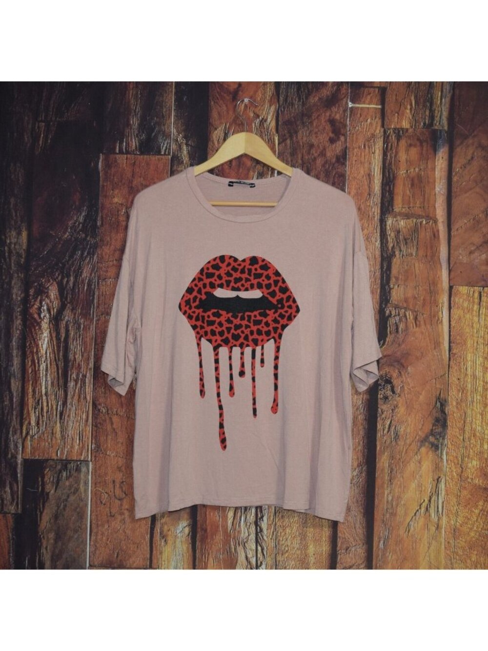 Shein Women's Sz XS Oversized T-SHIRT - Fits very big